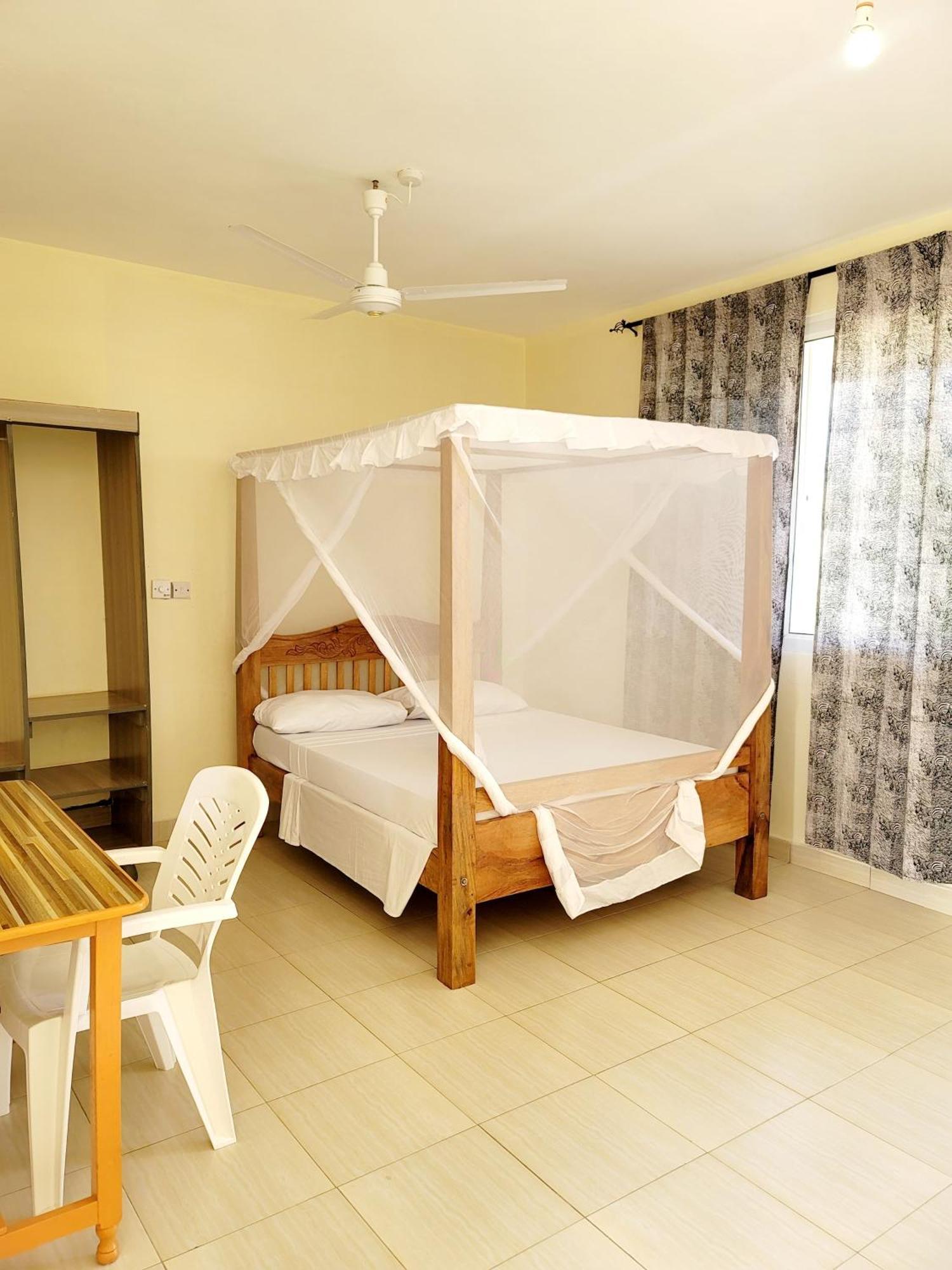 Casuarina Lounge Hotel Malindi Bagian luar foto
